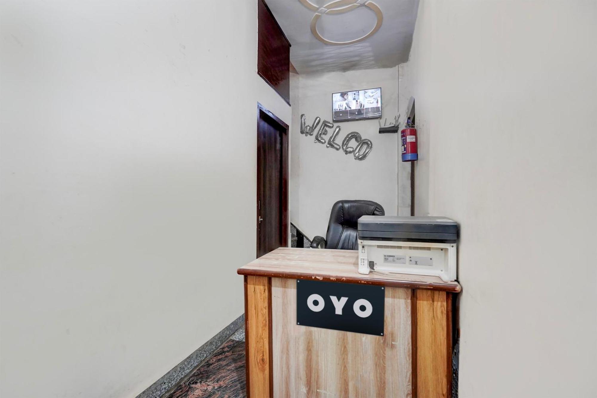 Oyo Hotel Maharaja Palace Meerut Exteriör bild