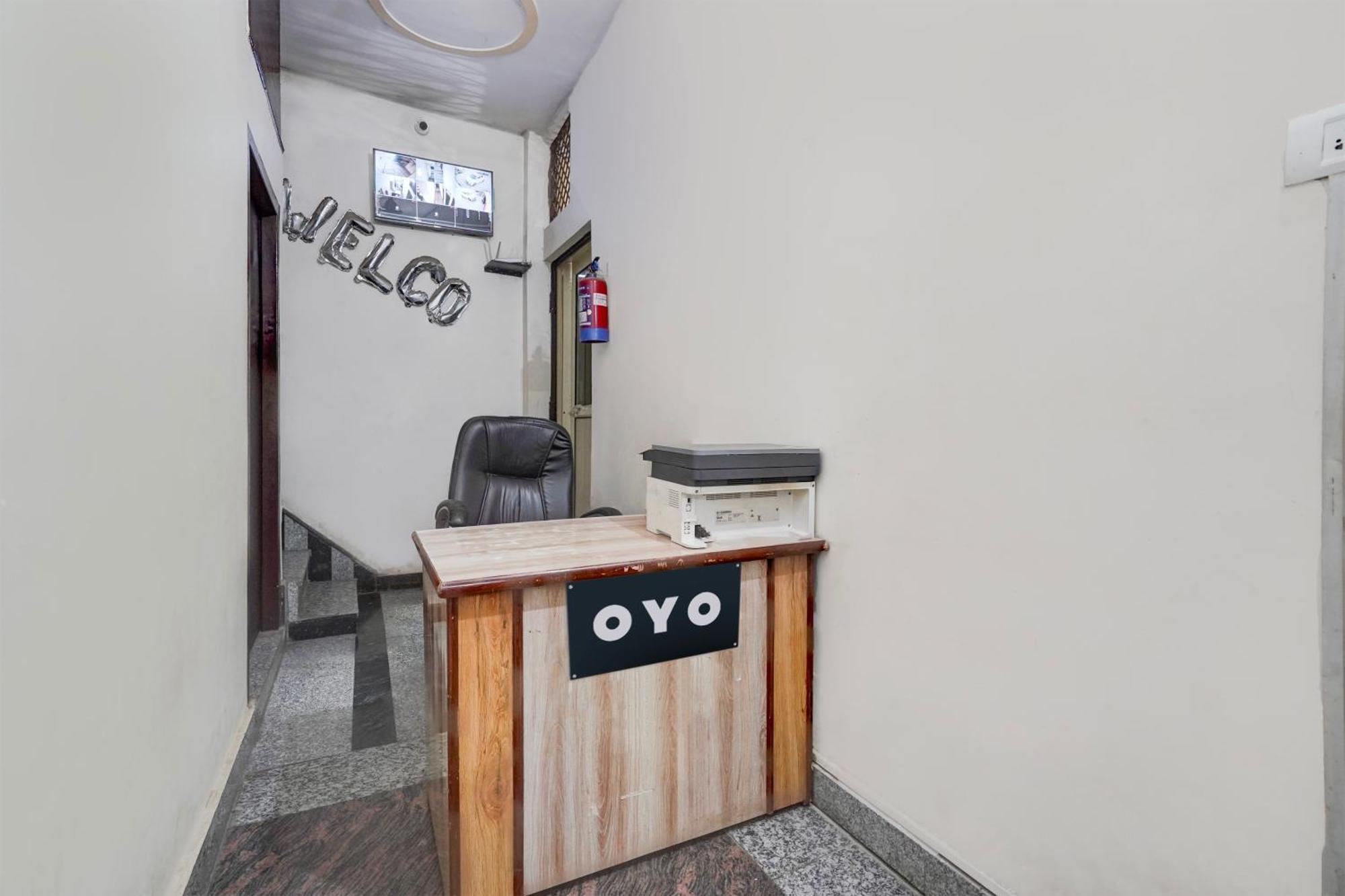 Oyo Hotel Maharaja Palace Meerut Exteriör bild